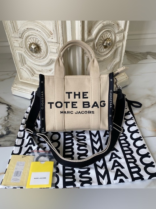 Marc Jacobs Handbags - NWOT Marc Jacobs THE JACQUARD SMALL TOTE BAG Warm Sand and Black (10”Lx 5”Dx8”H)